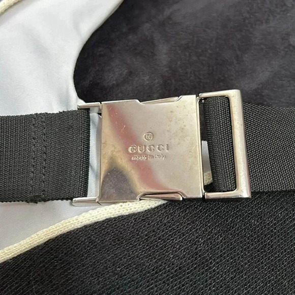 Gucci waist/sling bag - Picture 8 of 8